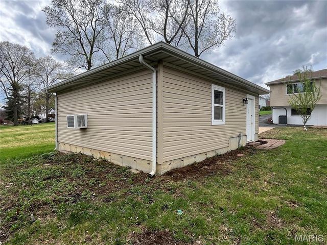512 Bryan Avenue, Kirkwood, MO 63122