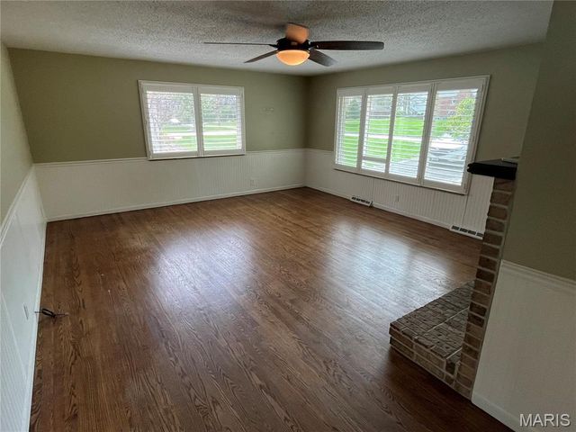 512 Bryan Avenue, Kirkwood, MO 63122