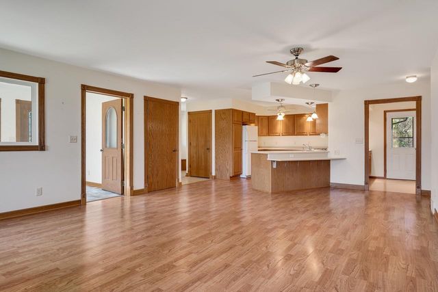 W5980 County Road V, Holmen, WI 54636