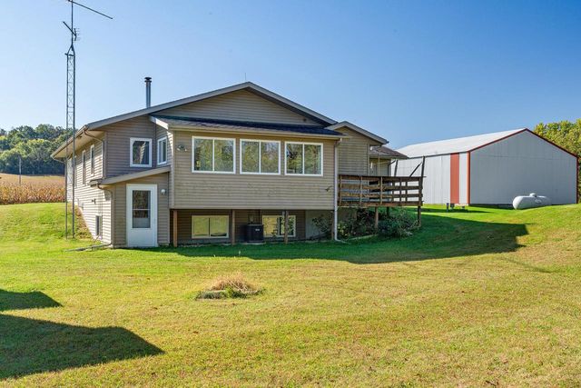 W5980 County Road V, Holmen, WI 54636