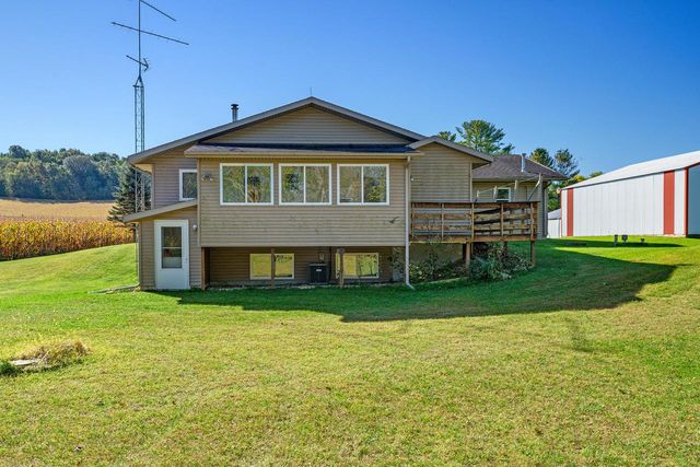 W5980 County Road V, Holmen, WI 54636