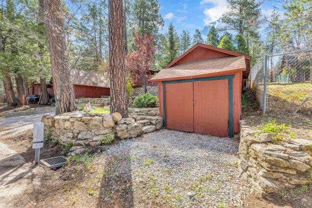 53705 Country Club Drive, Idyllwild, CA 92549