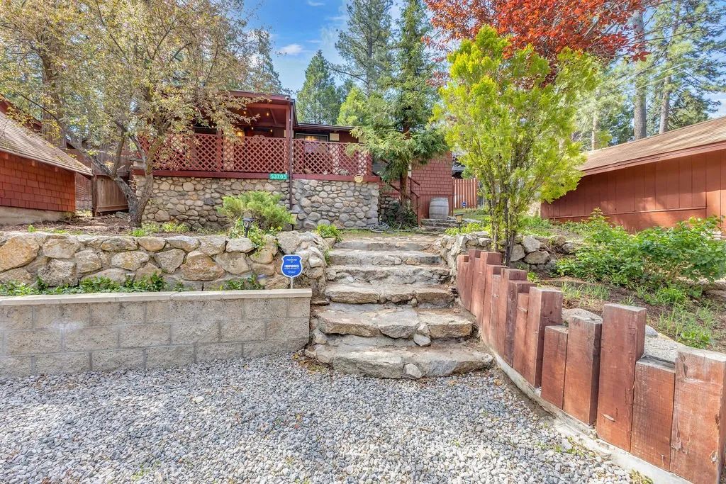 53705 Country Club Drive, Idyllwild, CA 92549