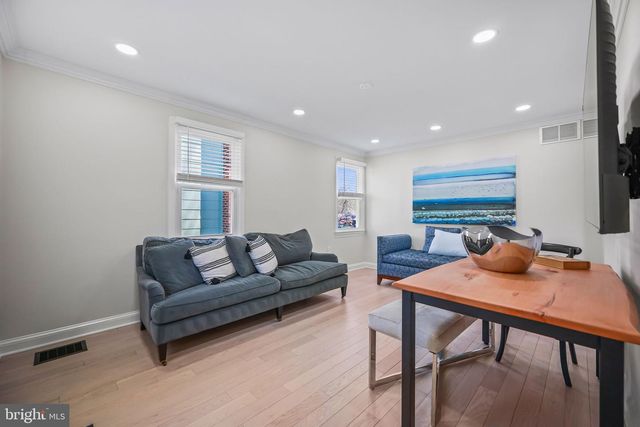 511 KINGS HWY S, Cherry Hill, NJ 08034