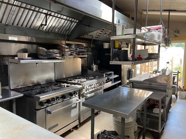 2653 Main St, Chatham, MA 02659