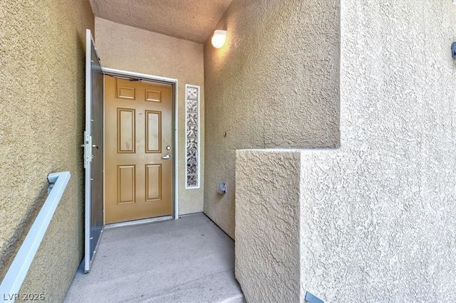845 Canterra Street 2051, Las Vegas, NV 89138
