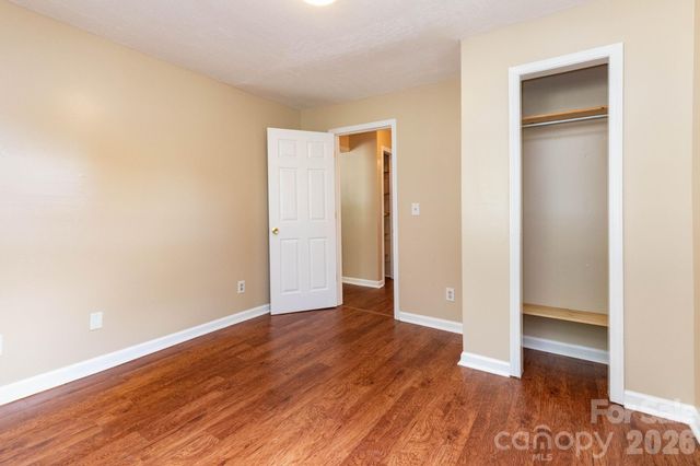 129 Shelburne Road, Asheville, NC 28806