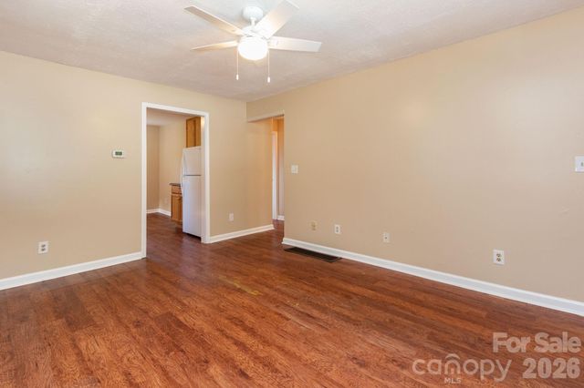 129 Shelburne Road, Asheville, NC 28806
