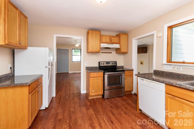 129 Shelburne Road, Asheville, NC 28806