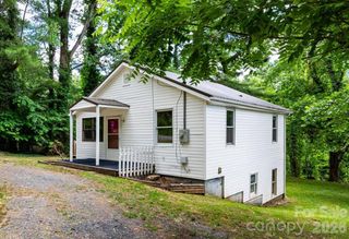 129 Shelburne Road, Asheville, NC 28806