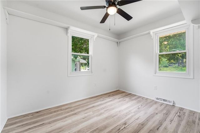 5520 NE 59th Terrace, Kansas City, MO 64119