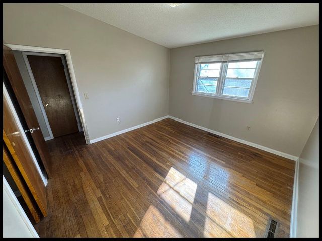 1006 Anderson Street, Warrensburg, MO 64093