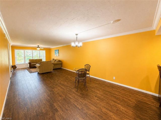 4000 Ice Castle WAY 5, Naples, FL 34112