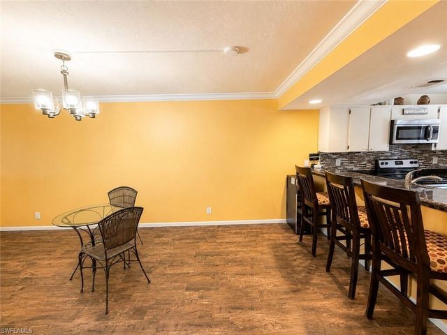 4000 Ice Castle WAY 5, Naples, FL 34112