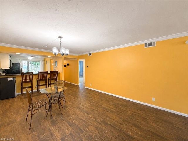 4000 Ice Castle WAY 5, Naples, FL 34112