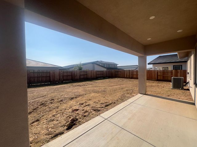 9001 Elliott Springs Drive, Elk Grove, CA 95624