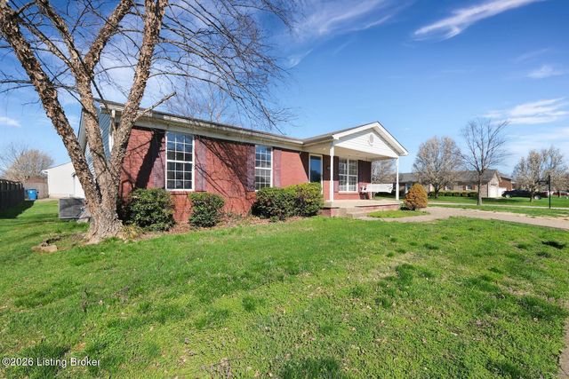 8000 Kenhurst Dr, Louisville, KY 40258
