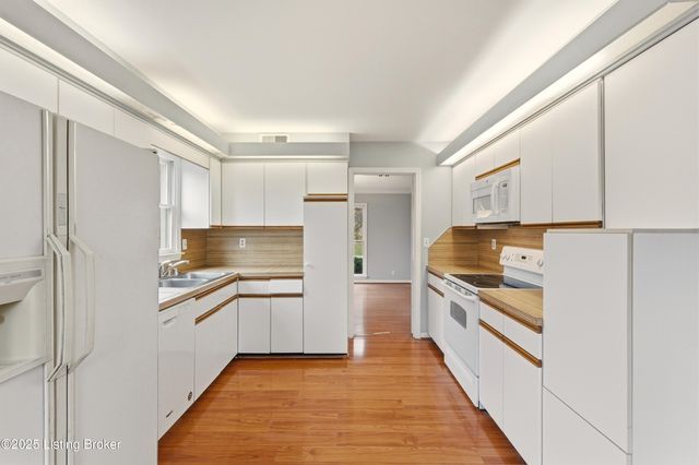 2903 Murray Hill Pike, Louisville, KY 40242