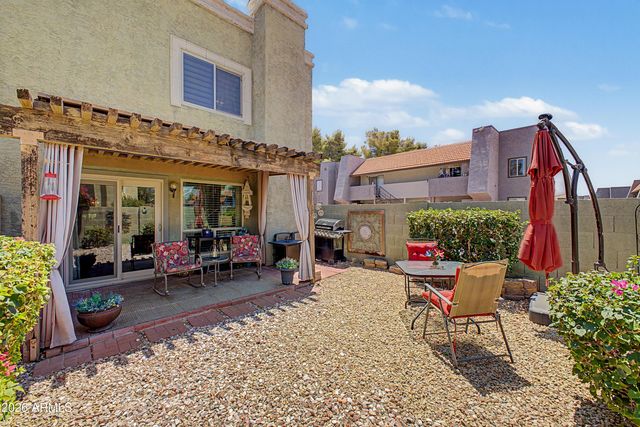 815 E GROVERS Avenue 37, Phoenix, AZ 85022
