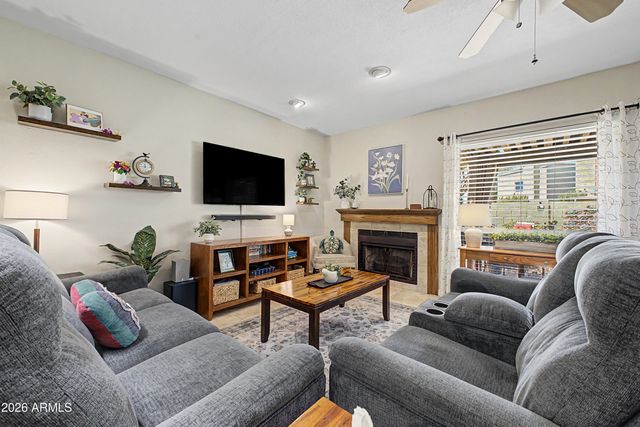 815 E GROVERS Avenue 37, Phoenix, AZ 85022