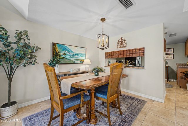 815 E GROVERS Avenue 37, Phoenix, AZ 85022
