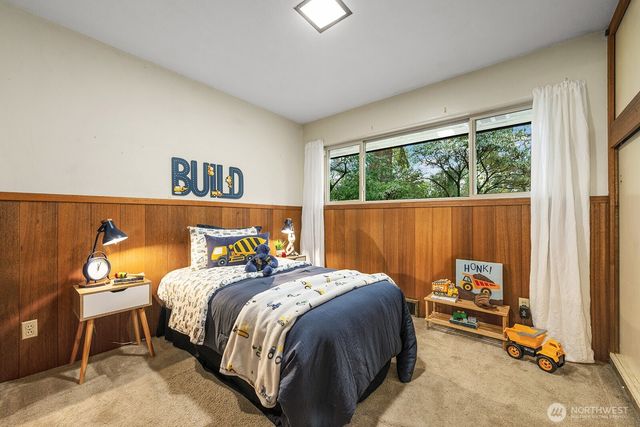 135 NE 135th Street, Seattle, WA 98125