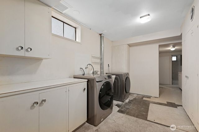 135 NE 135th Street, Seattle, WA 98125