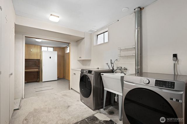 135 NE 135th Street, Seattle, WA 98125