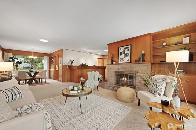 135 NE 135th Street, Seattle, WA 98125