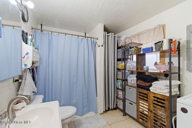 43513 Riverview DR, Kingston, ID 83839