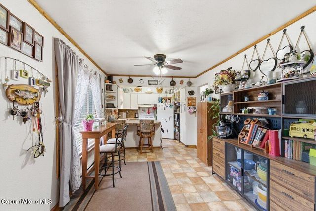 43513 Riverview DR, Kingston, ID 83839