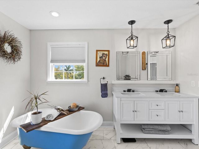 1414 DEIRDRE DRIVE, Ruskin, FL 33570