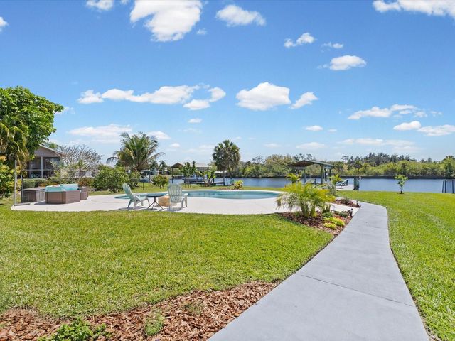 1414 DEIRDRE DRIVE, Ruskin, FL 33570