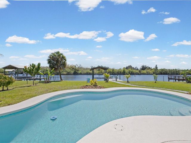 1414 DEIRDRE DRIVE, Ruskin, FL 33570