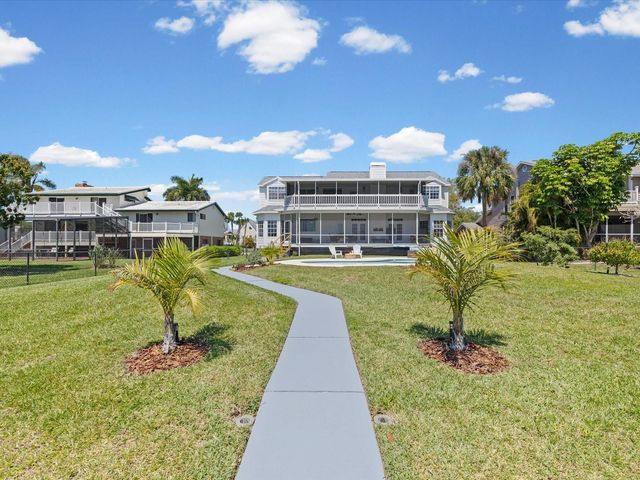 1414 DEIRDRE DRIVE, Ruskin, FL 33570