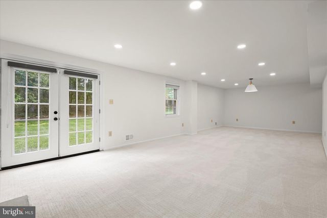 7533 PEPPERELL DR, Bethesda, MD 20817