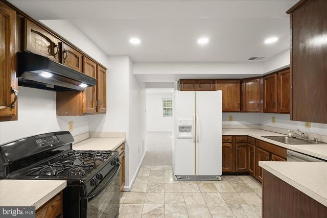 7533 PEPPERELL DR, Bethesda, MD 20817