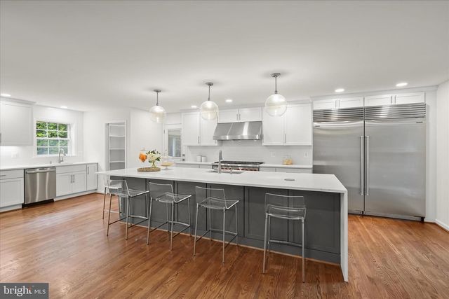 7533 PEPPERELL DR, Bethesda, MD 20817