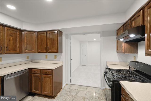 7533 PEPPERELL DR, Bethesda, MD 20817