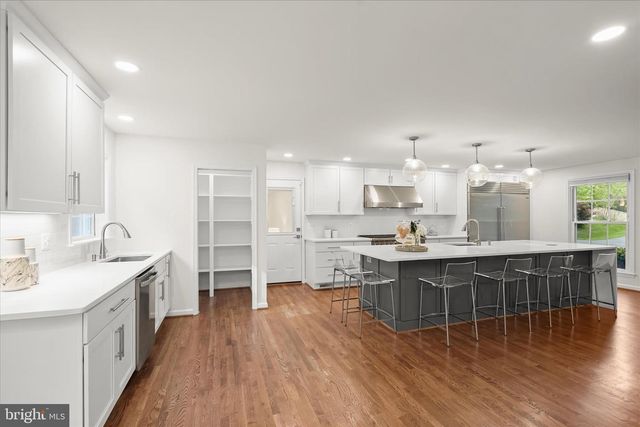 7533 PEPPERELL DR, Bethesda, MD 20817