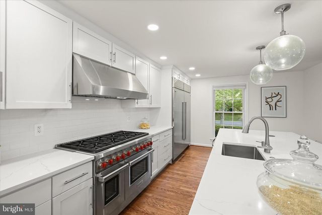 7533 PEPPERELL DR, Bethesda, MD 20817
