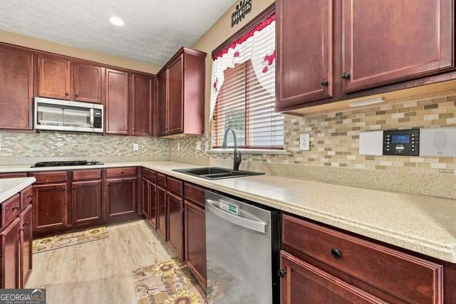 2935 Edgewater, Atlanta, GA 30331