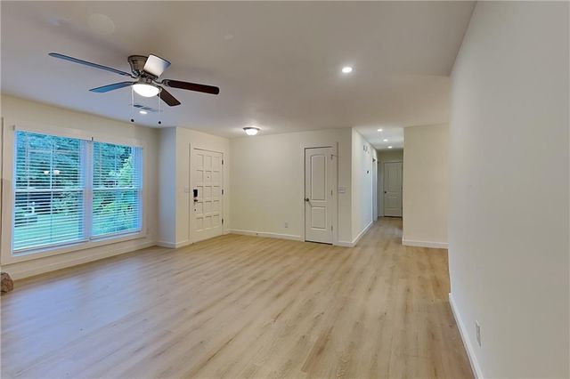 1402 Mountain Overlook Court, Marietta, GA 30066