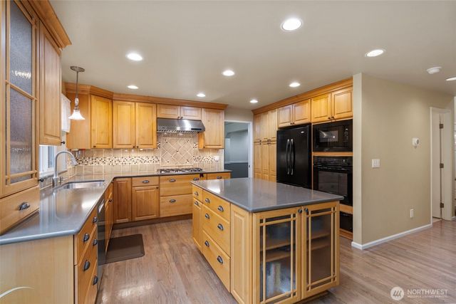 4820 NW Hosman Circle, Silverdale, WA 98383