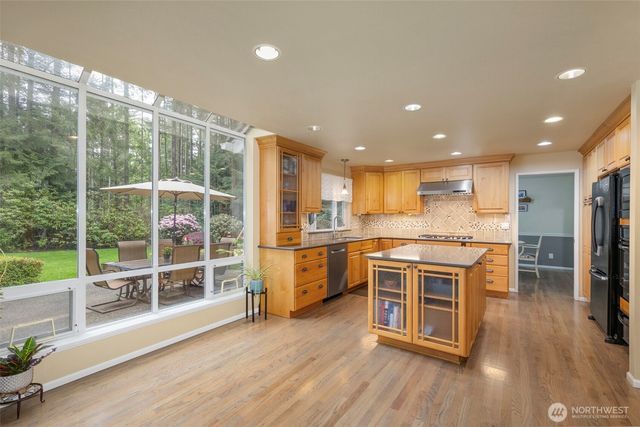4820 NW Hosman Circle, Silverdale, WA 98383