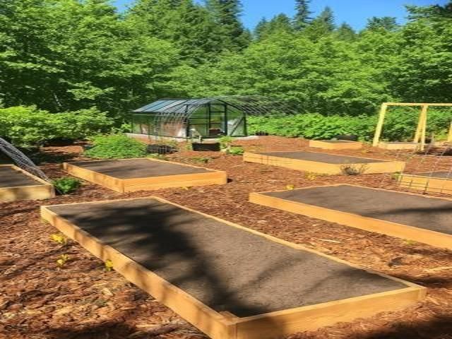 8657 Spring Valley Rd Rd, Newport, WA 99156