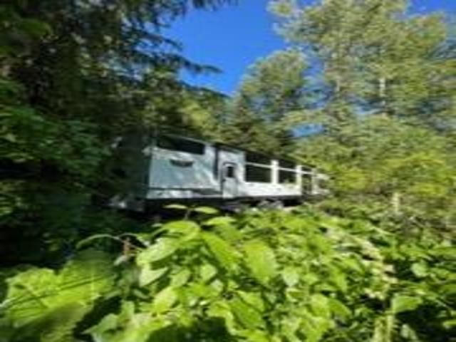 8657 Spring Valley Rd Rd, Newport, WA 99156