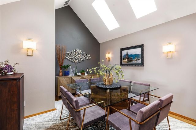 2011 Sandusky Road, Oak Harbor, WA 98277