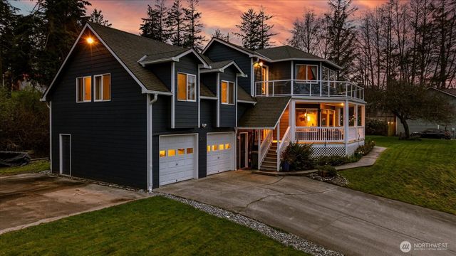 2011 Sandusky Road, Oak Harbor, WA 98277