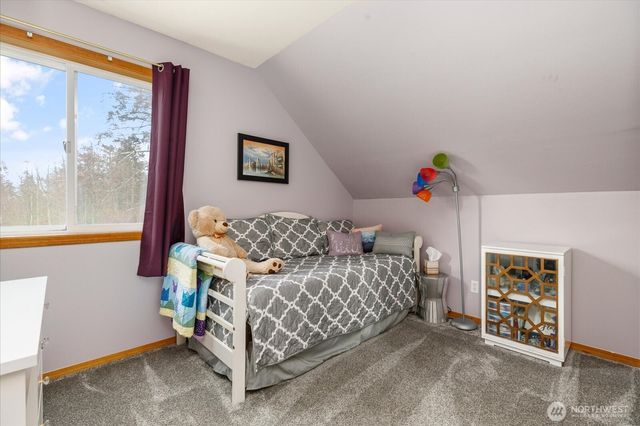 2011 Sandusky Road, Oak Harbor, WA 98277